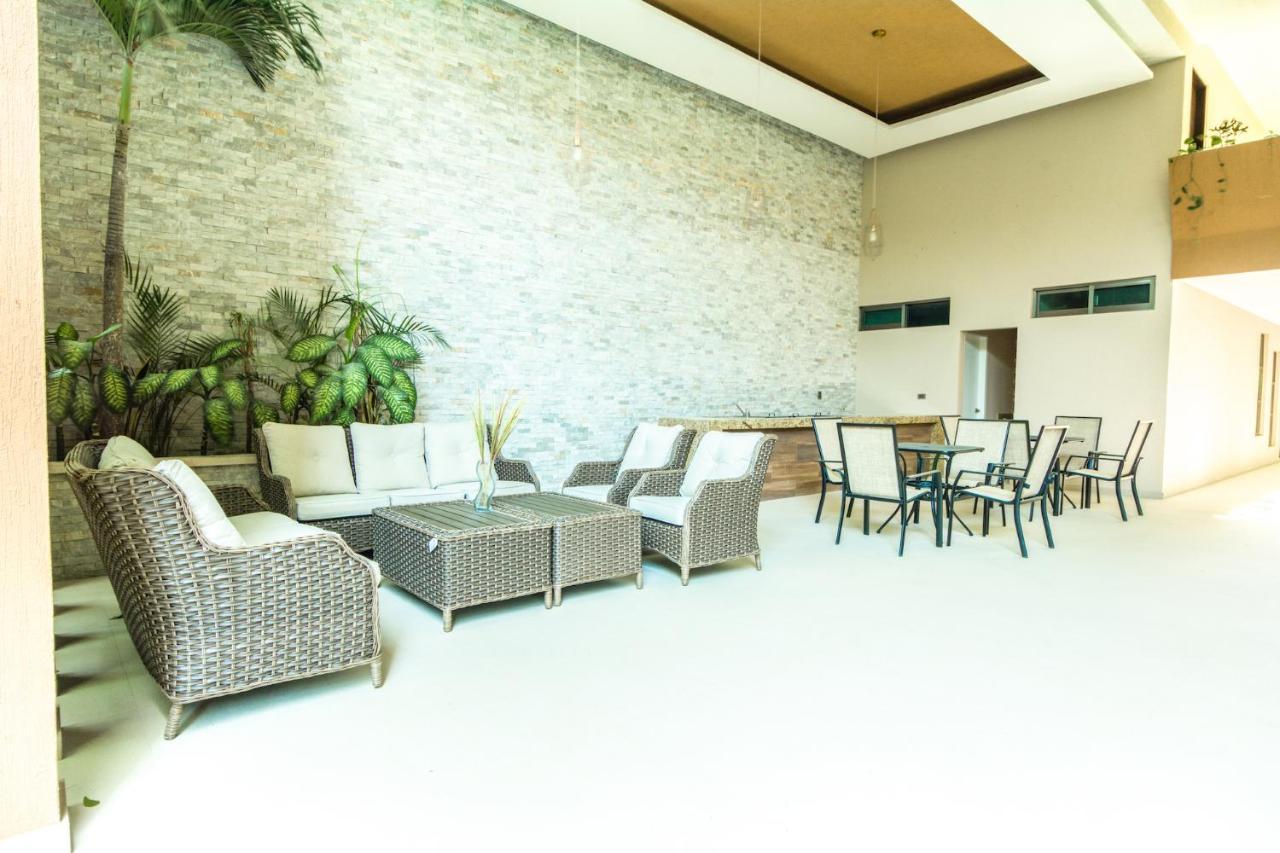 Palmarena Rooms & Residences - Long Stay Comfort With Parking, Sauna, Gym & Pool - Steps From 5Th Avenue Playa del Carmen Eksteriør billede