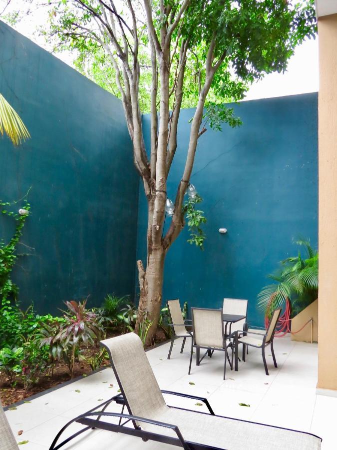 Palmarena Rooms & Residences - Long Stay Comfort With Parking, Sauna, Gym & Pool - Steps From 5Th Avenue Playa del Carmen Eksteriør billede